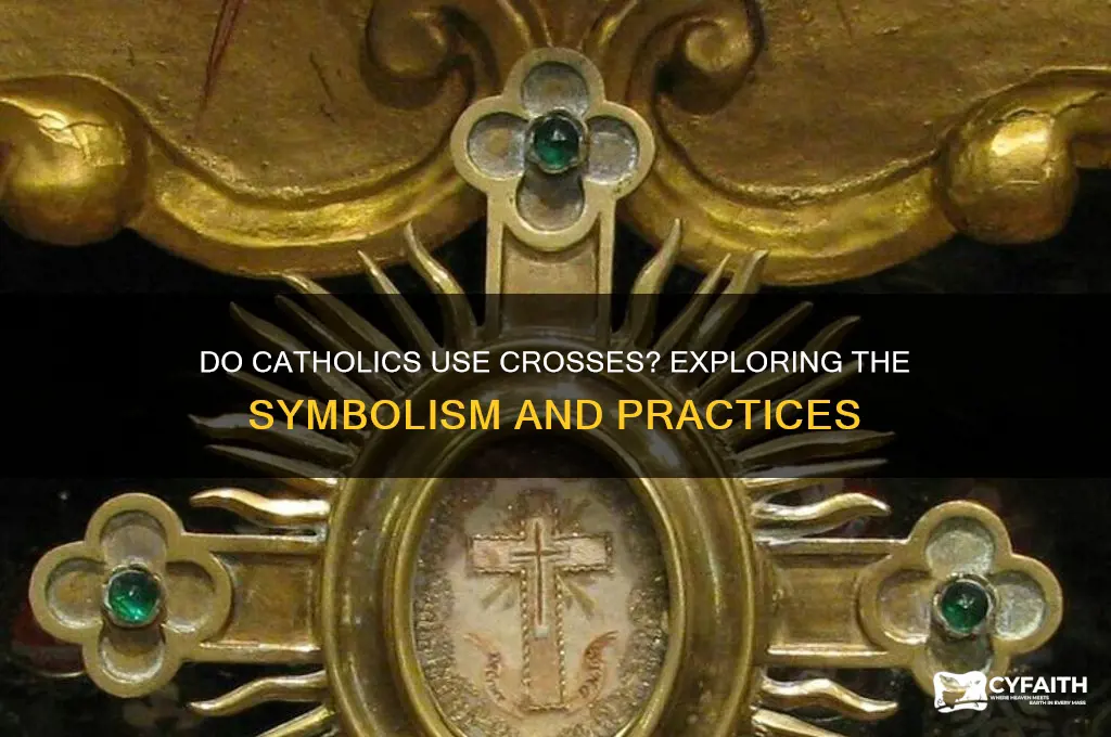 do catholics use crosses