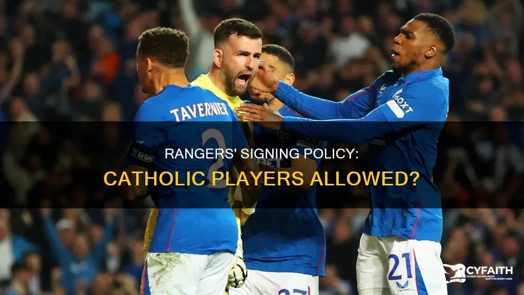 do glasgow rangers sign catholic players