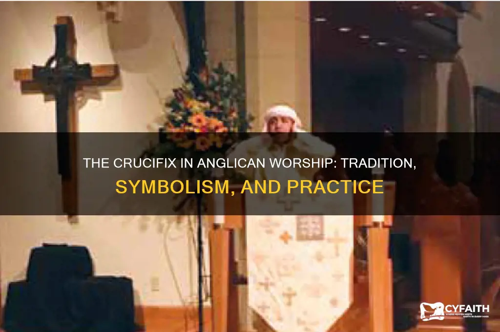 is the crucifix used in anglican church