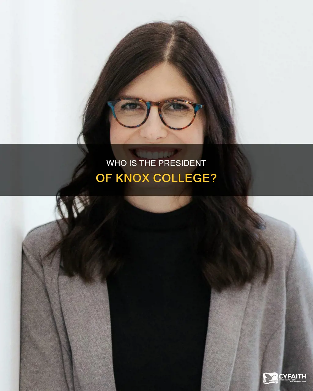 is the president of knox college catholic