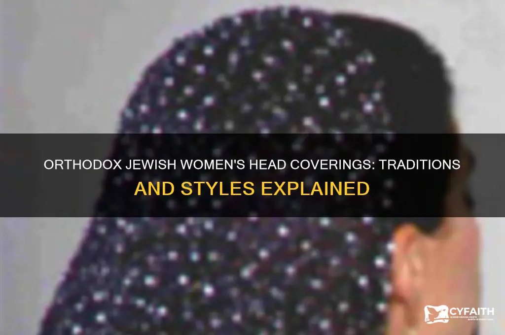 what do orthodox jewish woman wear on their head