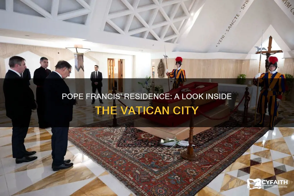 where does the pope francis live