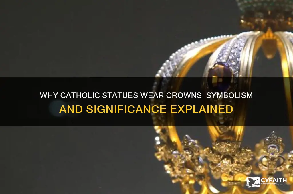 why do catholic statues have crowns